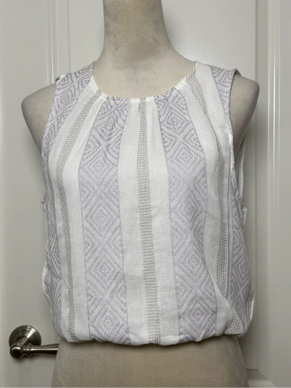 Splendid White and Light Gray / Lilac Striped Sleeveless Crop NWT
